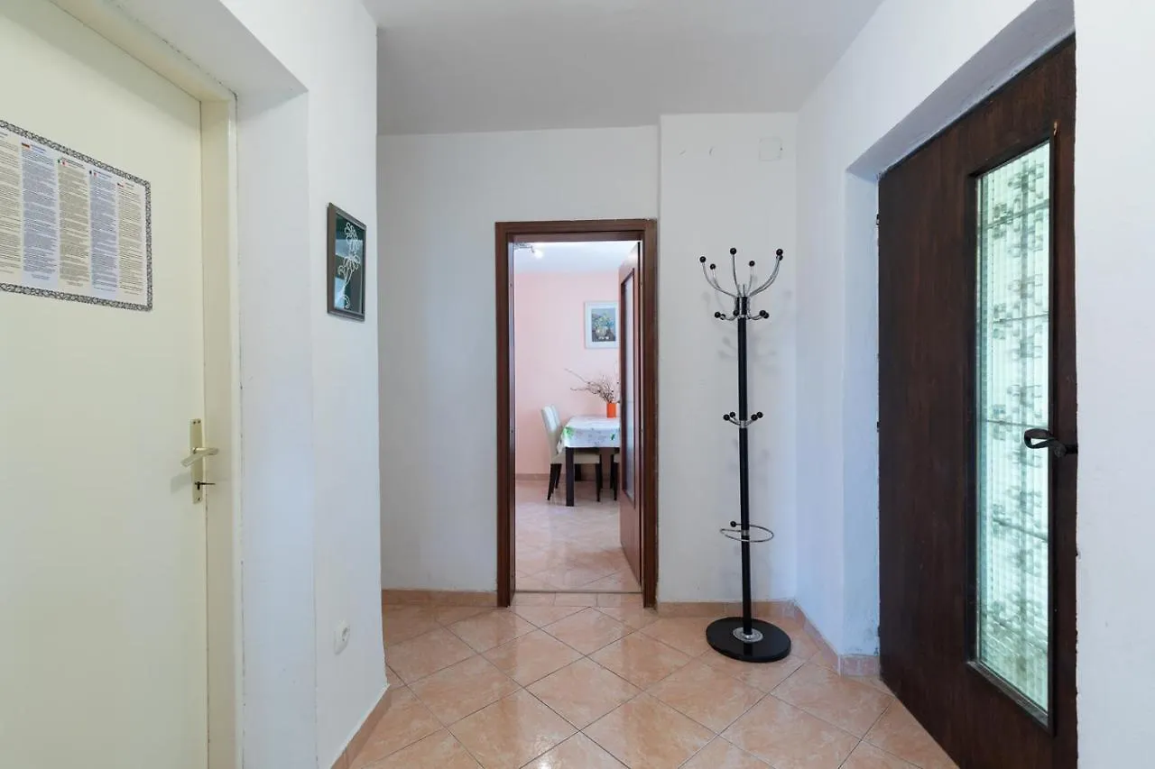 Lili Apartment Pula